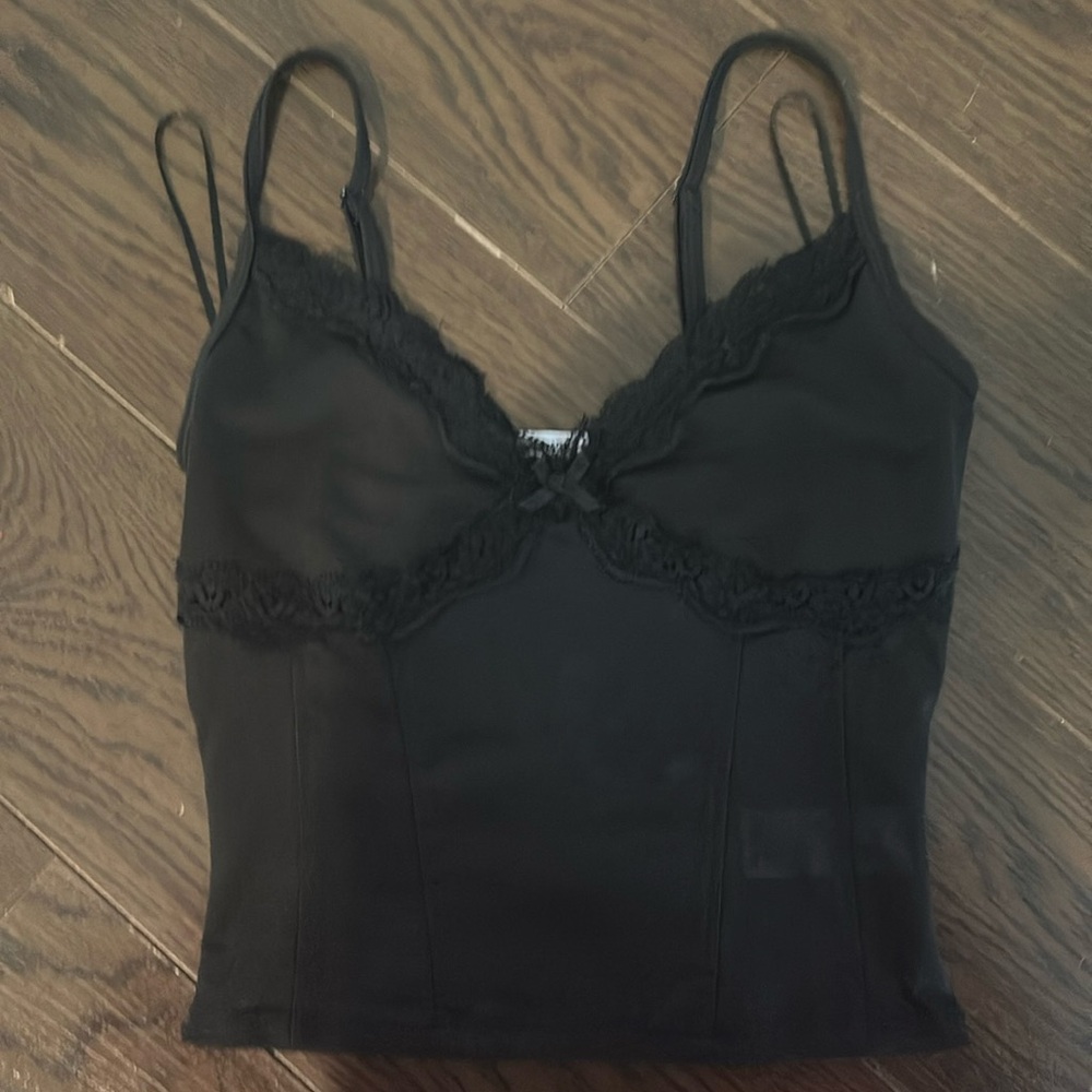 I am selling a garage see through top